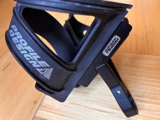 Suporte duplo para bidon Aqua Rack