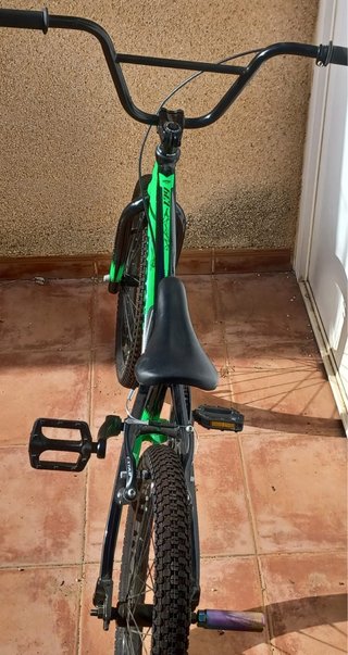Bicicleta BMX Monty 20