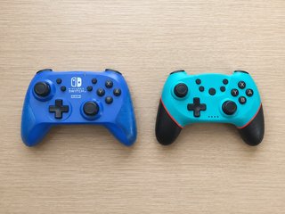 Nintendo Switch + 4 mandos + Super Mario