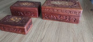 Cajas de madera tallada