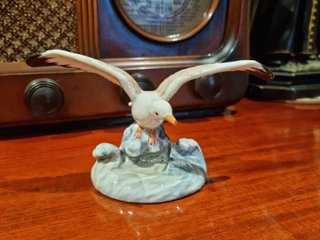 Figura Gaviota Porcelana Vintage R.M. Spain