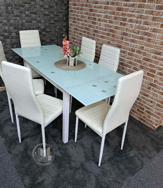 Mesa de Cristal Extensible 170cm con 6 Sillas Polipiel