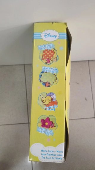 Manta Gateo Winnie The Pooh & Friends