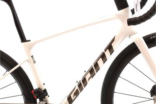 Bicicleta Giant Defy Advanced Pro 1 AXS 12V t.50 Reacondicionada
