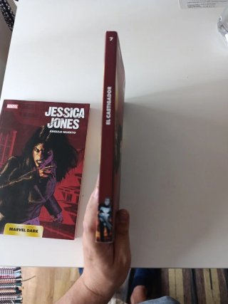 Comics Jessica Jones & El Castigador - Marvel Dark