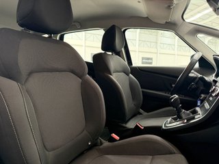 RENAULT Scenic Zen Blue dCi 88 kW 120CV  18