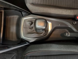 PEUGEOT 2008 Active Pack Puretech 100 SS BVM6