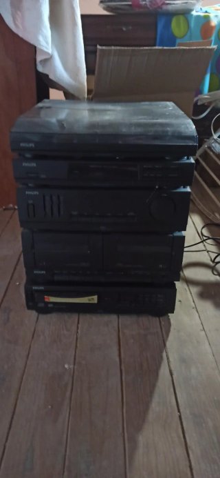 Equipo de música con tocadiscos
