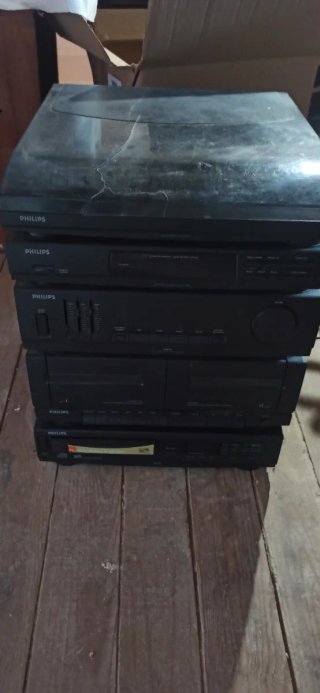 Equipo de música con tocadiscos