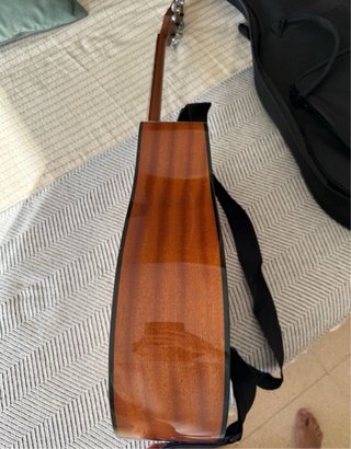 Takamine G Series EG320C Guitarra Electroacústica