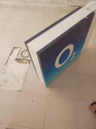 Rótulo luminoso O2