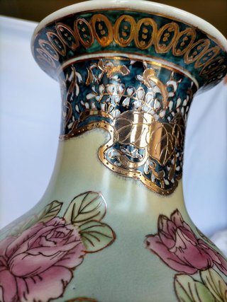 Jarrón Chino Porcelana Rosas Verdes y Rosas