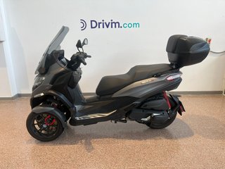 Piaggio MP3 400 Sport con baúl