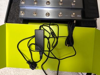 Mooer GE300 + Estuche Original