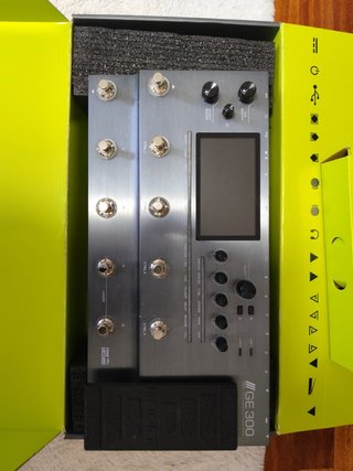 Mooer GE300 + Estuche Original