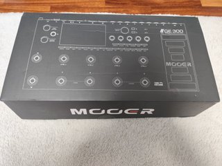Mooer GE300 + Estuche Original