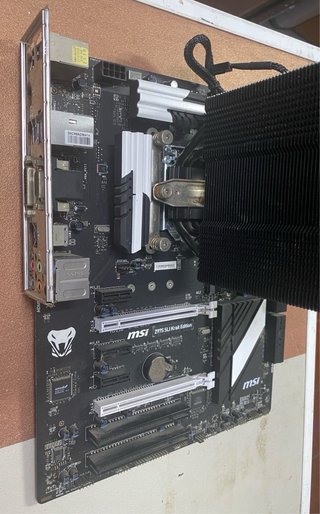 Placa Base  MSI Z975 SLI Krait Edition.