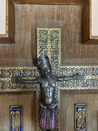 Cristo de Bronce y Esmalte Modesto Morato