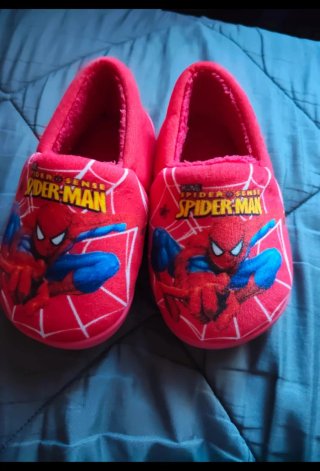 Pantufas Homem Aranha 26/27