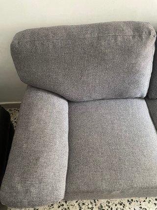 Sofá 2 plazas gris tela