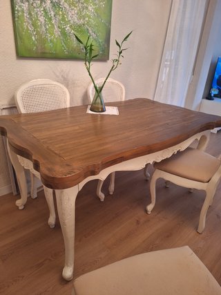 Mesa comedor extensible + 4 sillas