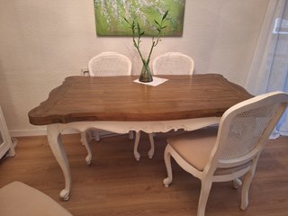 Mesa comedor extensible + 4 sillas