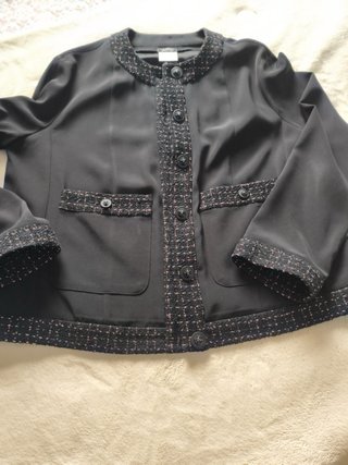 Chaqueta Chanel Talla 42 Negra y Rosa