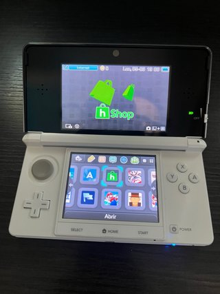Nintendo 3DS Blanca con Caja Original