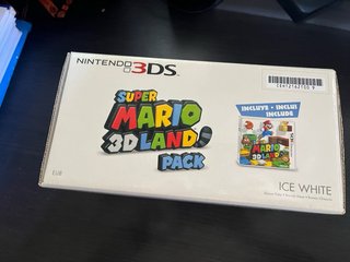 Nintendo 3DS Blanca con Caja Original