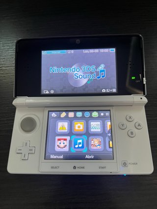 Nintendo 3DS Blanca con Caja Original