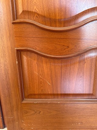 Puerta de madera interior