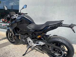 DASMOTO VENDE BMW F900R TAE 0! REGALO MANTENIMIENT