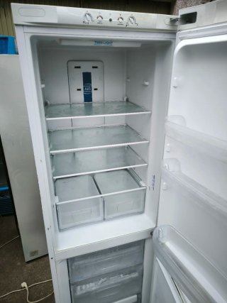 Nevera Indesit Blanca