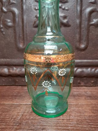 Botella de vidrio de uranio. 1900