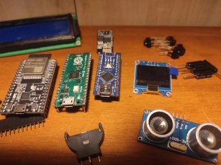 Kit Arduino Nano e componenti vari