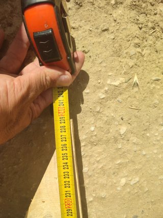 10 + 10 unidades de 2.39m/1.29m x 7.5cm x 2cm 15€