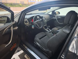 Opel Astra 2013