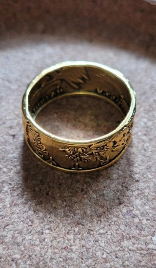 Anillo Dorado Diseño Dólar USA