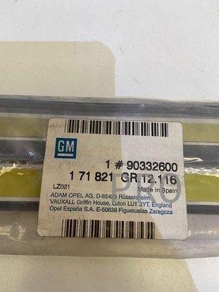 ORIGINAL MOLDURA PUERTA LATERAL 90332600