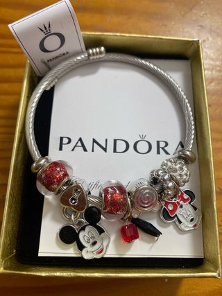 Pulsera Pandora con Charm Mickey y Minnie