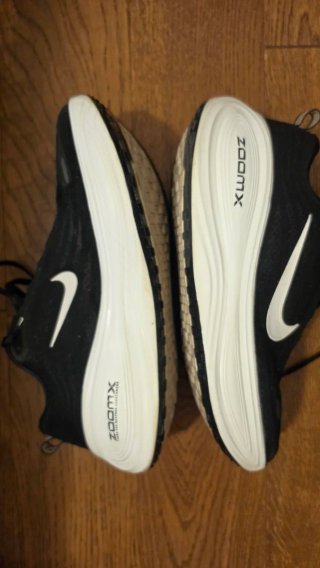 Scarpe running Nike Vomero 18 Plus Tg 44.5