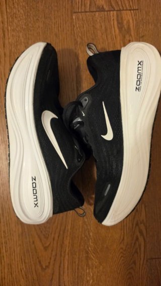 Scarpe running Nike Vomero 18 Plus Tg 44.5