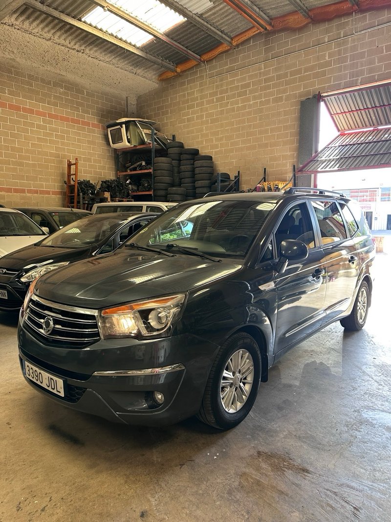 SsangYong Rodius 2015, foto 3