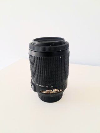 Objetivo Nikon AF-S NIKKOR 55–200mm f/4–5.6G ED VR