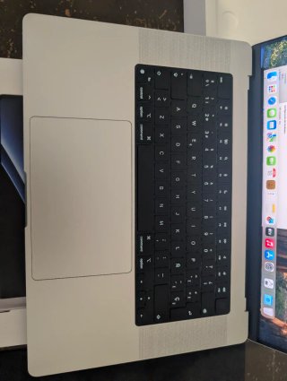 MacBook Pro 16 M2 Pro 32GB RAM