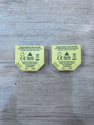 Controlador LED Shelly Plus RGBW PM 2 unidades