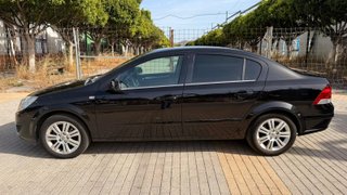 Opel Astra 2010