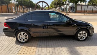 Opel Astra 2010