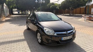 Opel Astra 2010