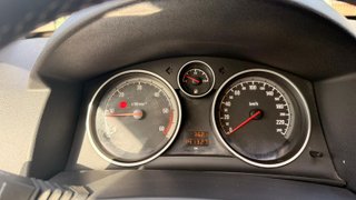 Opel Astra 2010